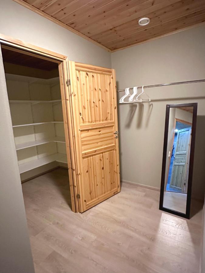 Linnunvilla With Sauna โรวานิเอมิ ภายนอก รูปภาพ